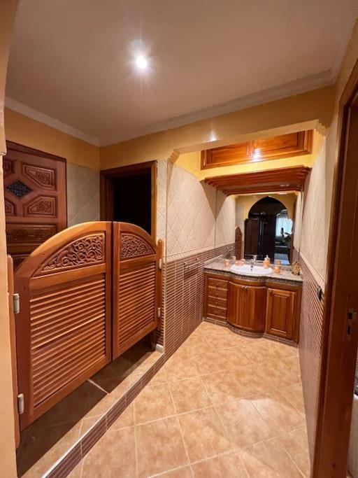 Superbe Appartement Avec Parking Gratuit Marrakesz Zewnętrze zdjęcie